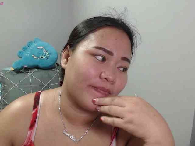 BubbleButtPinay webcam
