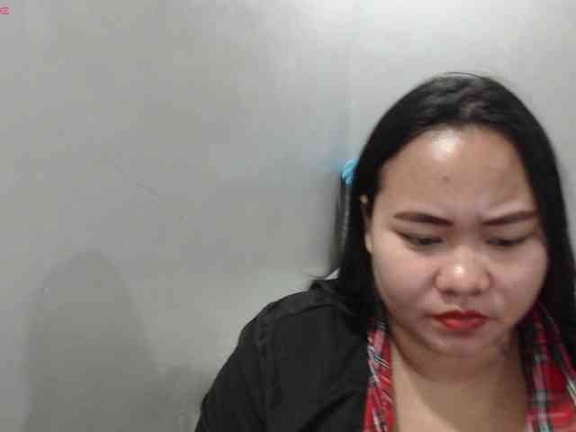 BubbleButtPinay webcam