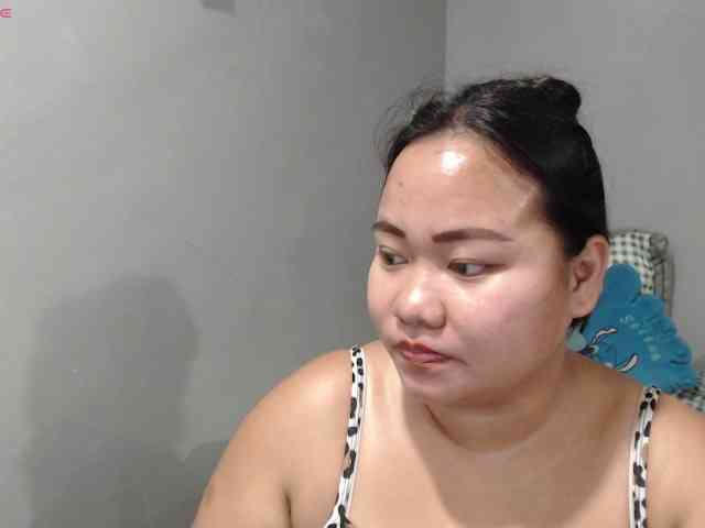 BubbleButtPinay webcam