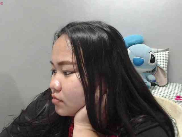 BubbleButtPinay webcam