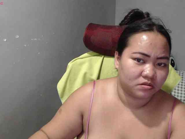 BubbleButtPinay webcam