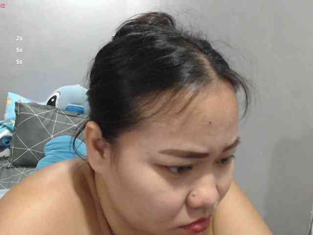BubbleButtPinay webcam