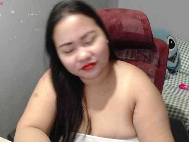 BubbleButtPinay webcam