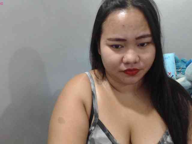 BubbleButtPinay webcam