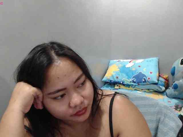 BubbleButtPinay webcam