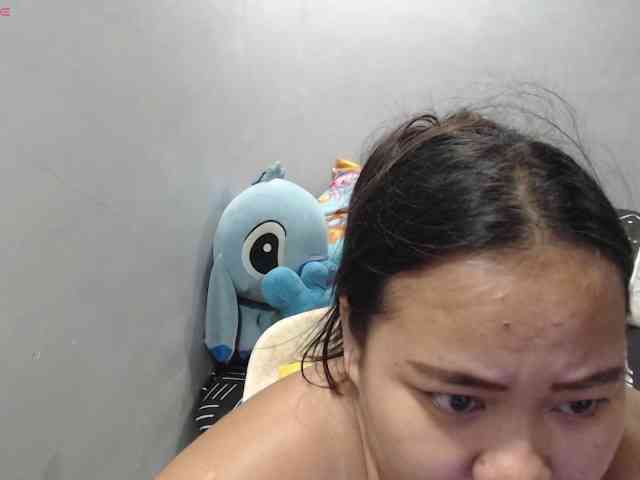 BubbleButtPinay webcam