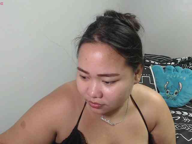 BubbleButtPinay webcam