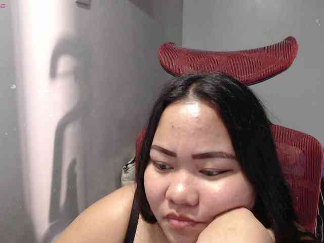 BubbleButtPinay webcam