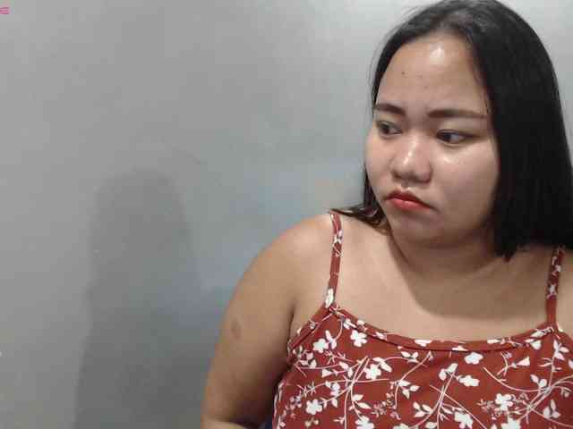 BubbleButtPinay webcam