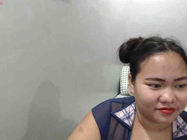 BubbleButtPinay webcam