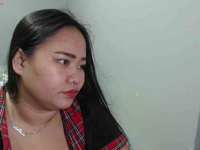 BubbleButtPinay webcam