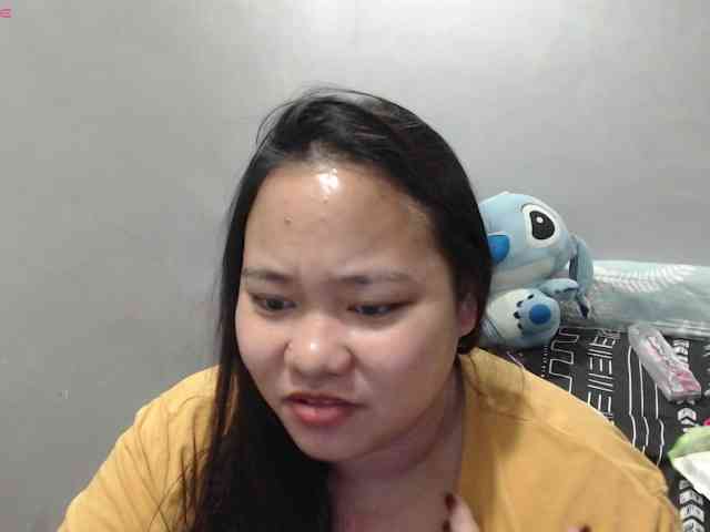 BubbleButtPinay webcam