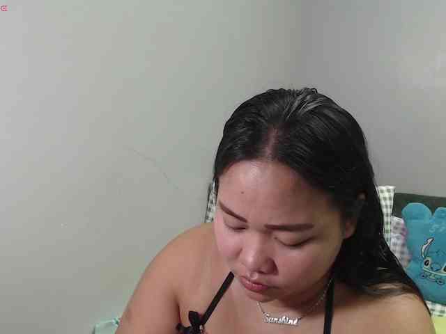 BubbleButtPinay webcam