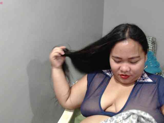 BubbleButtPinay webcam