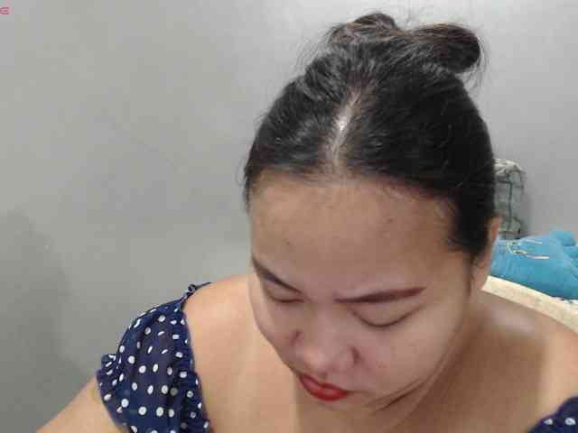 BubbleButtPinay webcam