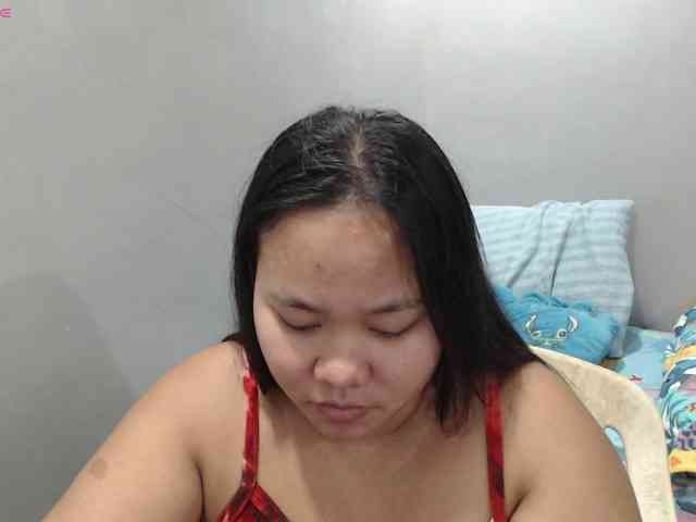 BubbleButtPinay webcam