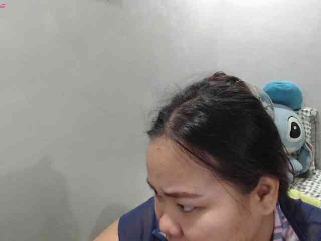 BubbleButtPinay webcam