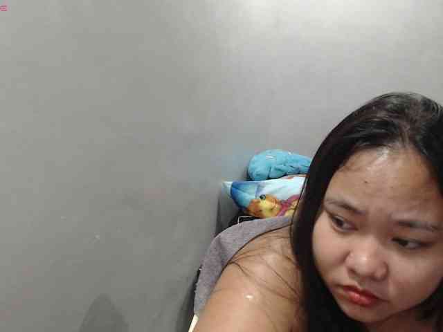 BubbleButtPinay webcam