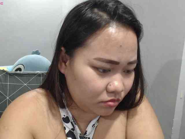 BubbleButtPinay webcam