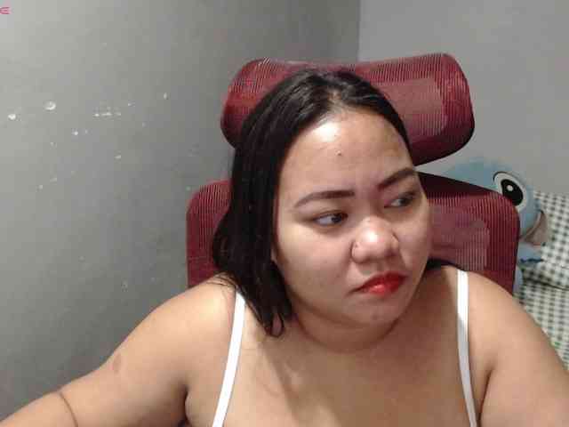 BubbleButtPinay webcam