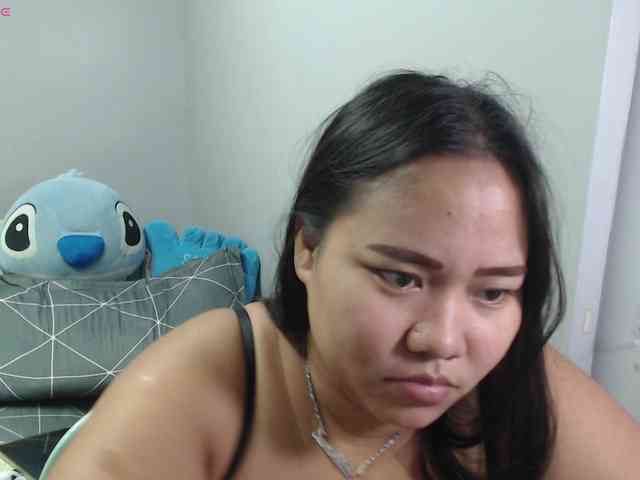 BubbleButtPinay webcam