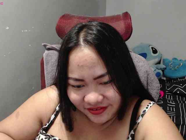 BubbleButtPinay webcam