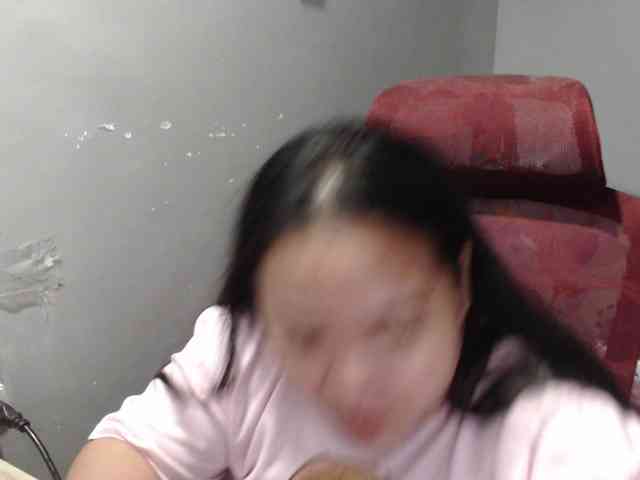 BubbleButtPinay webcam