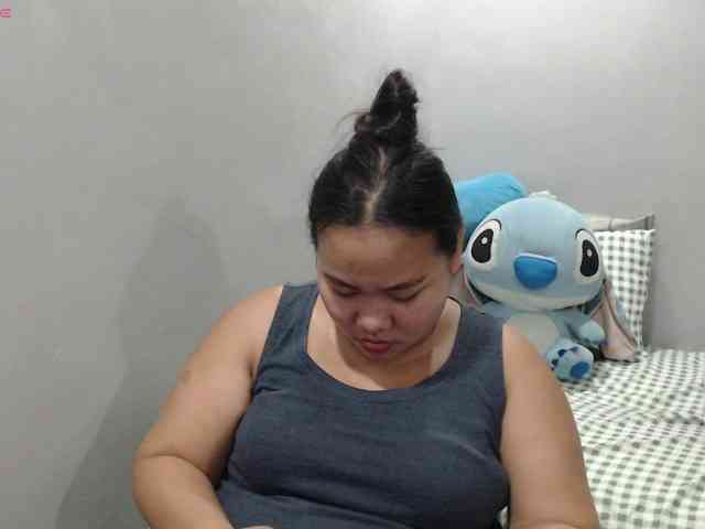 BubbleButtPinay webcam