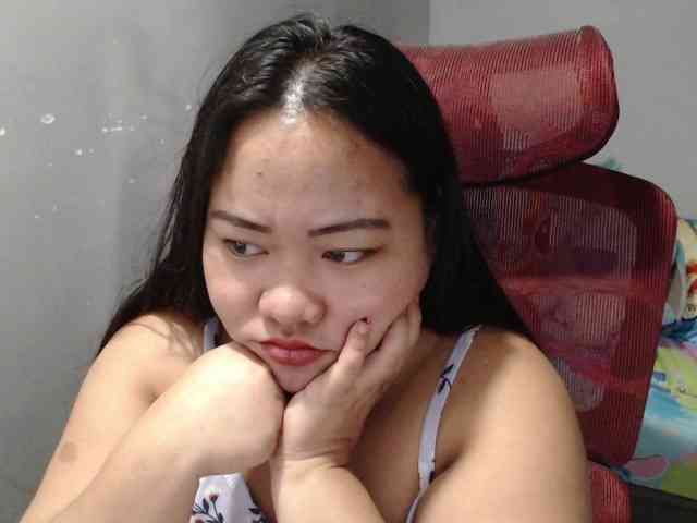 BubbleButtPinay webcam