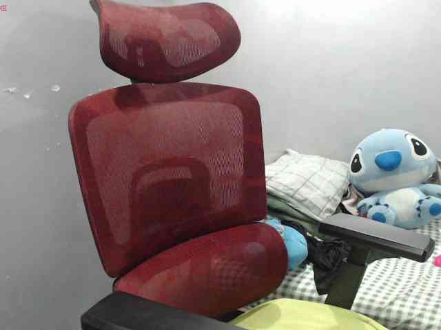 BubbleButtPinay webcam