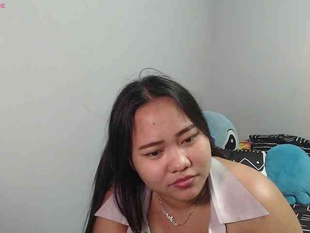 BubbleButtPinay webcam