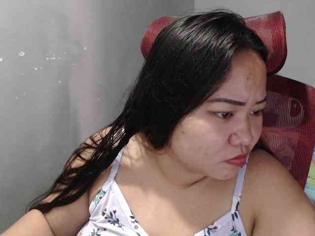 BubbleButtPinay webcam