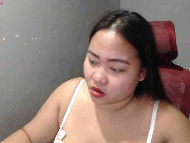 BubbleButtPinay webcam