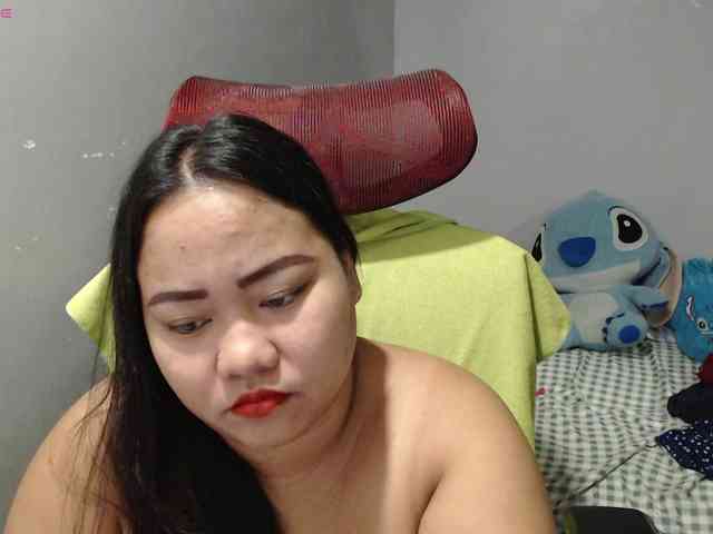 BubbleButtPinay webcam