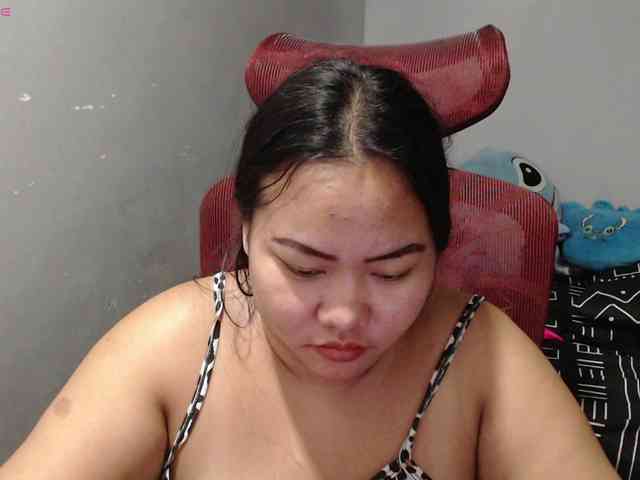 BubbleButtPinay webcam