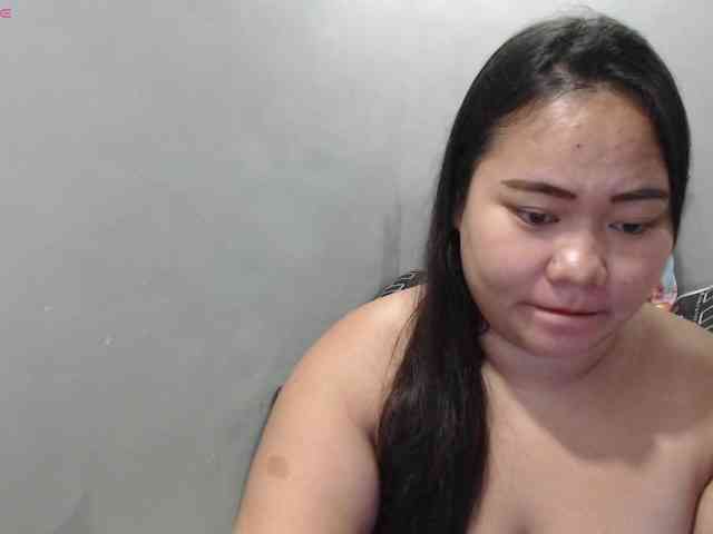 BubbleButtPinay webcam