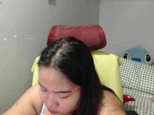 BubbleButtPinay webcam