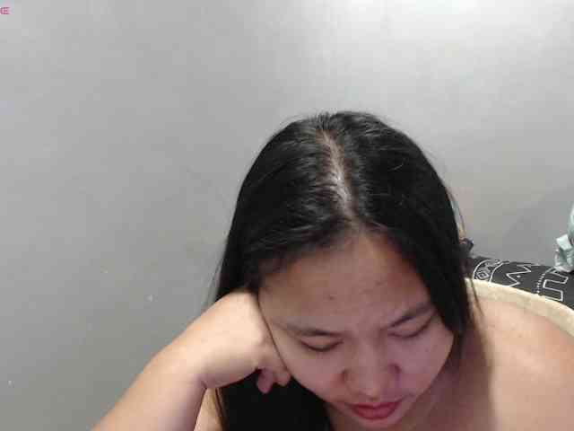 BubbleButtPinay webcam