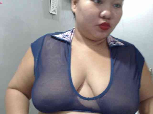 BubbleButtPinay webcam