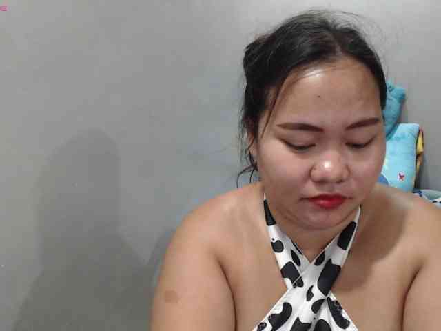 BubbleButtPinay webcam