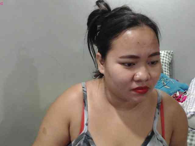 BubbleButtPinay webcam