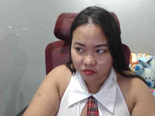 BubbleButtPinay webcam