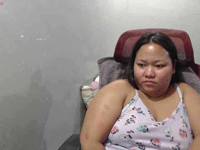 BubbleButtPinay webcam