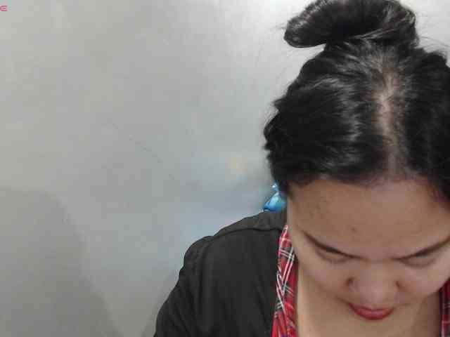 BubbleButtPinay webcam