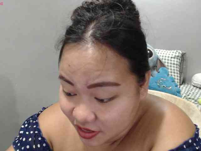 BubbleButtPinay webcam