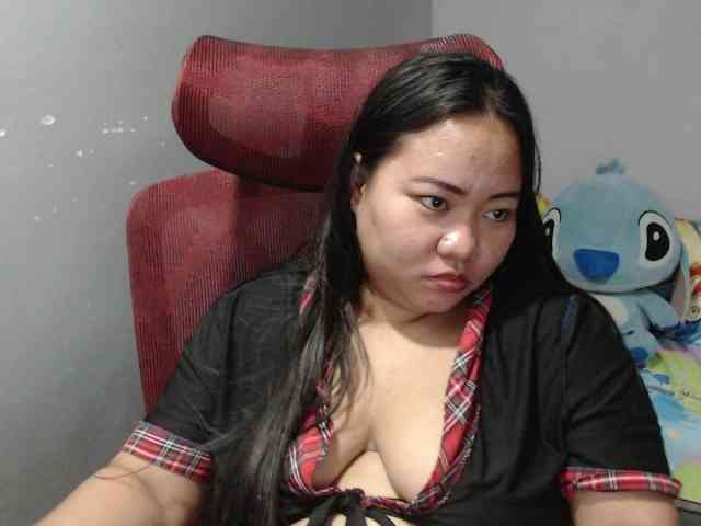 BubbleButtPinay webcam