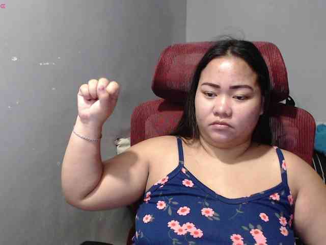 BubbleButtPinay webcam