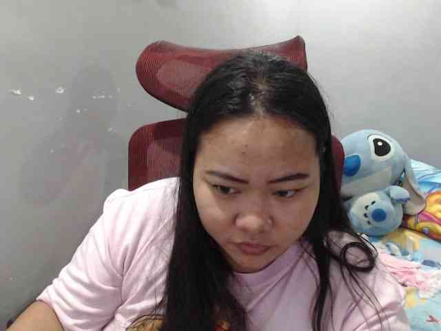 BubbleButtPinay webcam