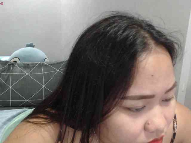 BubbleButtPinay webcam
