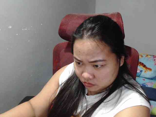 BubbleButtPinay webcam